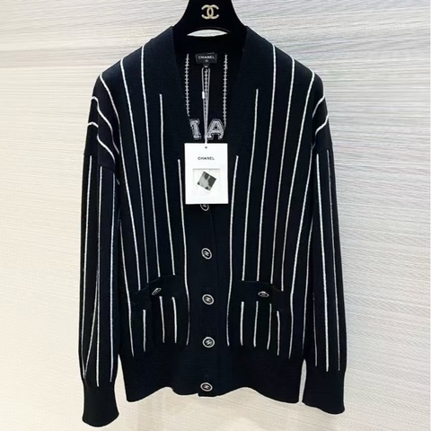⭐️ Chanel Jacket 外套
