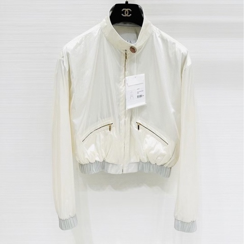 ⭐️ Chanel 23C Jacket 外套
