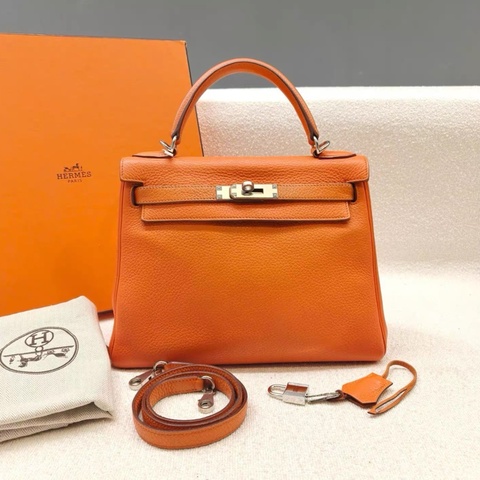 Hermes • Kelly 28 橘色 金釦 Togo皮