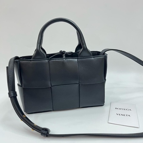 Bottega Veneta candy Arco tote bag