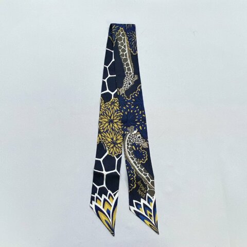 HERMES 全新Twilly美惠三女神絲巾