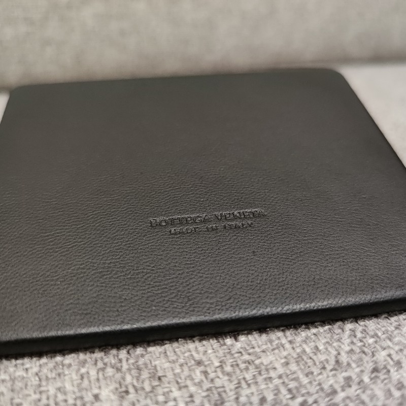 BV Bottega Veneta 黑色全皮 梳妝鏡 化妝鏡 隨身鏡 鏡子 全新-7