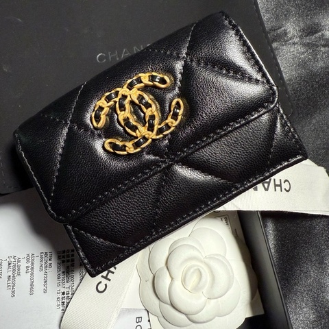 Chanel 香奈兒 19系列 三折短夾 錢包 芯片款