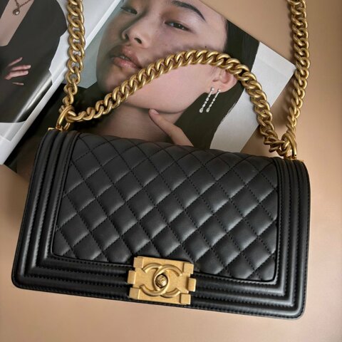 ::CHANEL:: 經典BOY 25黑菱格羊皮霧金斜背鏈包 肩背包