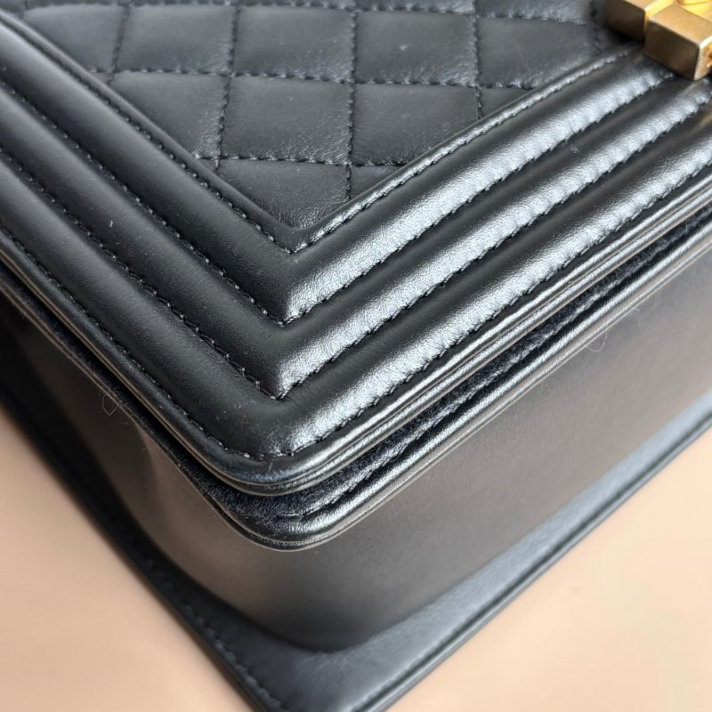 ::CHANEL:: 經典BOY 25黑菱格羊皮霧金斜背鏈包 肩背包-16