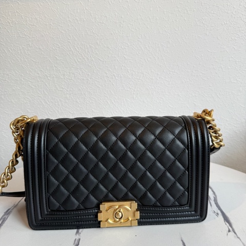 Chanel boy 25 😍
