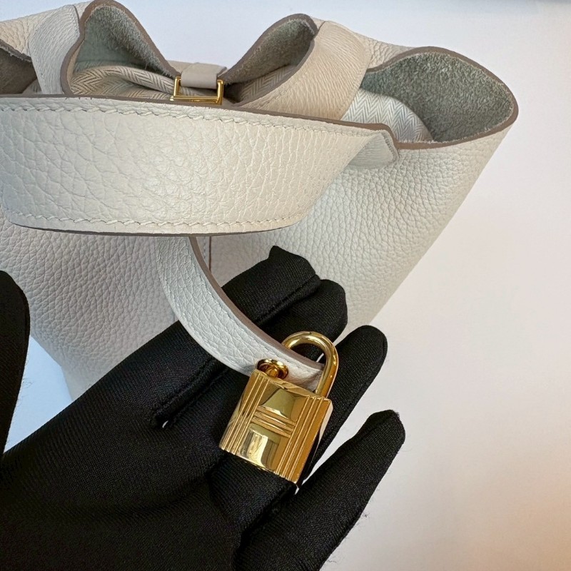 Hermes 金釦淺白灰色皮革菜籃子 18 picotin-6