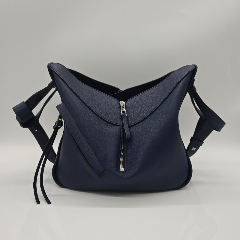 【原購價10萬】LOEWE HAMMOCK 小號 30CM 墨水藍粒面牛皮小號 兩用包 弔床包 手提 斜跨包 單肩包-0
