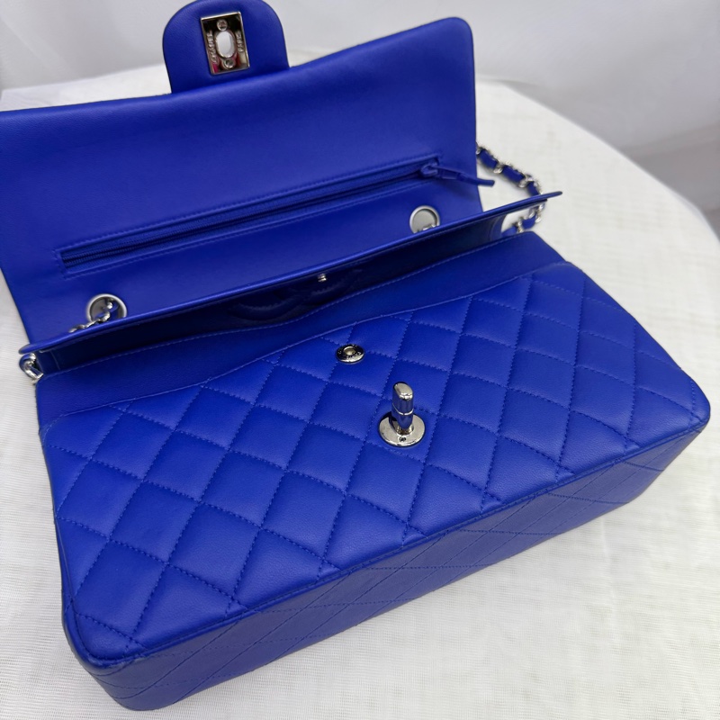 CHANEL Classic Flap Bag-5