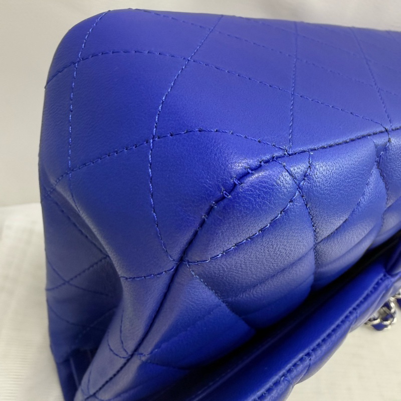 CHANEL Classic Flap Bag-15