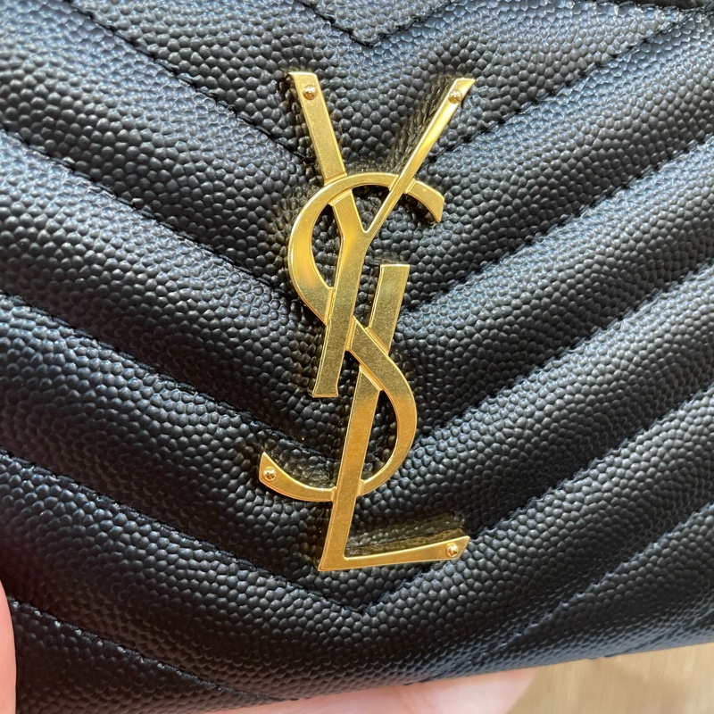 YSL 黑魚子醬牛皮金釦ㄇ拉長夾-4