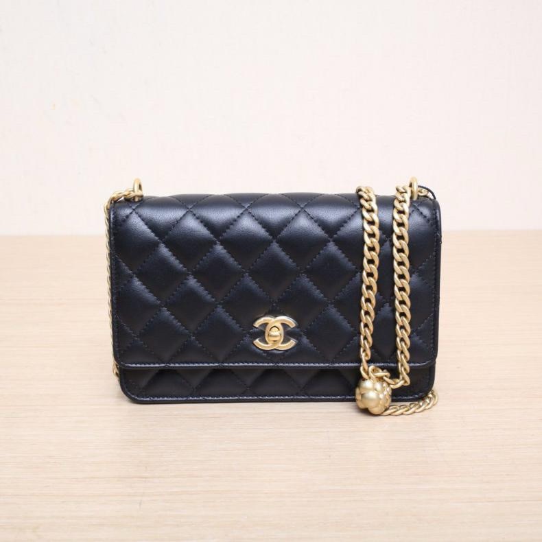 CHANEL(香奈兒) 黑色 晶片開 金扣 23S 山茶花調節扣 CF 口蓋包-0