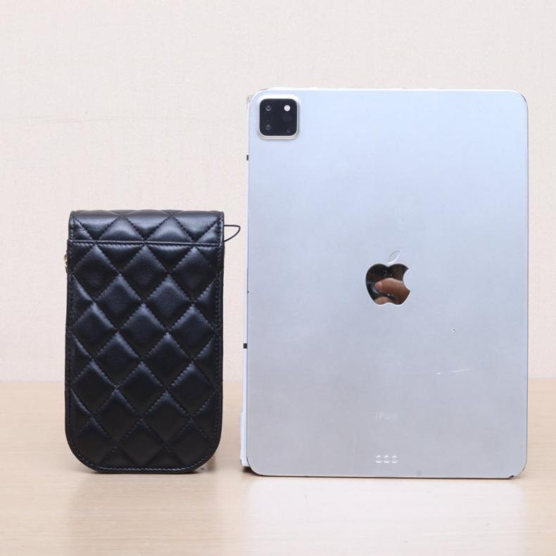 CHANEL(香奈兒)  黑色  28開 淺金扣 CF 經典菱格紋 金扣 手機包 鏈條包-2