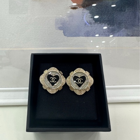 Chanel/香奈兒 愛心手工坊系列琉璃耳釘 愛心方块拼鑽雙C耳釘