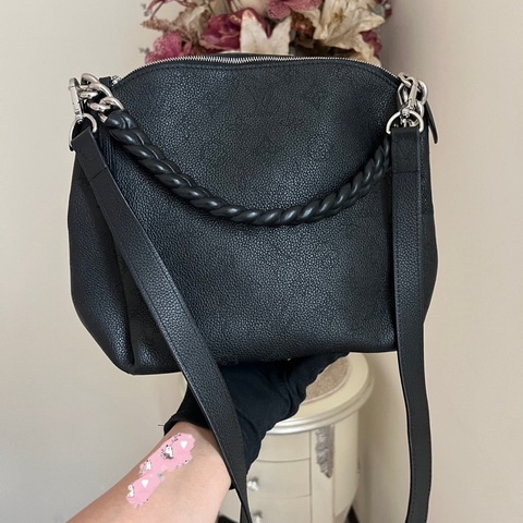 Louis Vuitton 黑色雷射洞洞手提斜背包