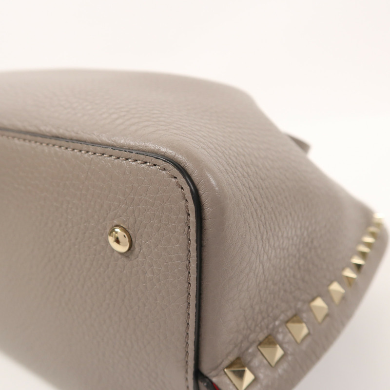 Valentino 牛皮皮革Rockstud金扣手挽肩背兩用袋-10
