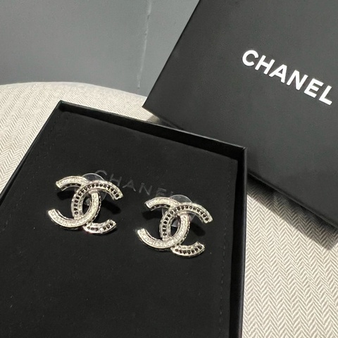 Chanel 超美水鑽耳針 耳環