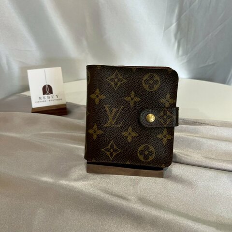 LV M61673 老花釦式短夾