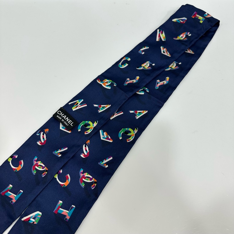 Chanel 藍色拼彩色英文LOGO 絲巾-6