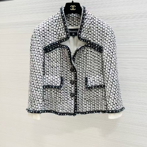 ⭐️ Chanel Jacket 外套