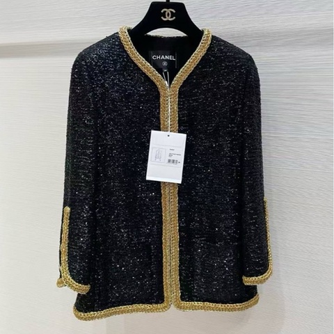 ⭐️ Chanel Jacket 外套