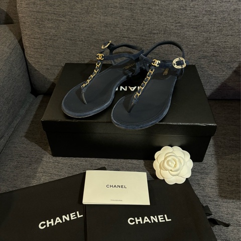 Chanel人字拖涼鞋