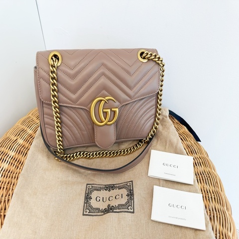 全新 GUCCI 藕粉色GG Marmont 馬夢古銅金鍊雙G翻蓋2用包(小號26cm)443497