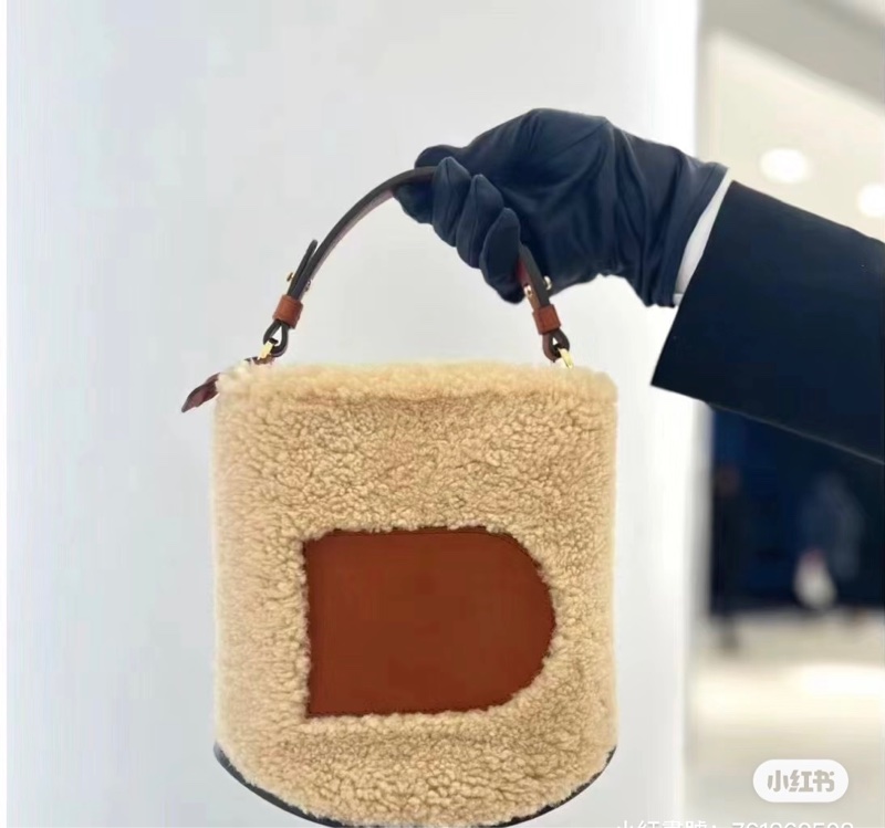 Bella Vita購證正本Delvaux德沃Pin mini Teddy限量款-1