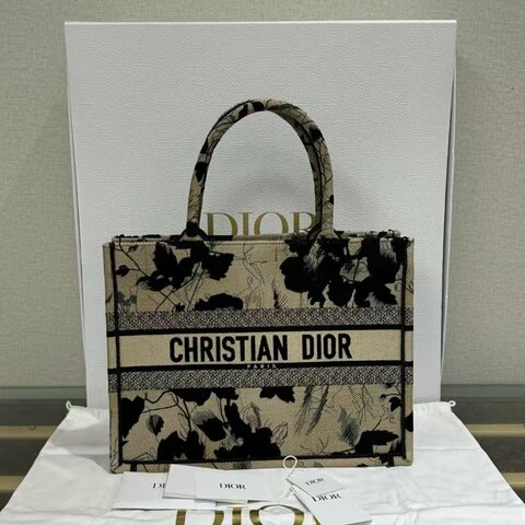 ✨DIOR book tote水墨畫中號托特包36*27.5*16.5  全新閒置配件塵袋盒子