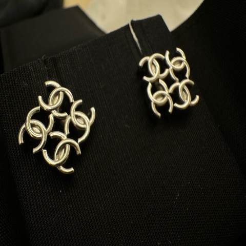 Chanel 24B耳環 銀色