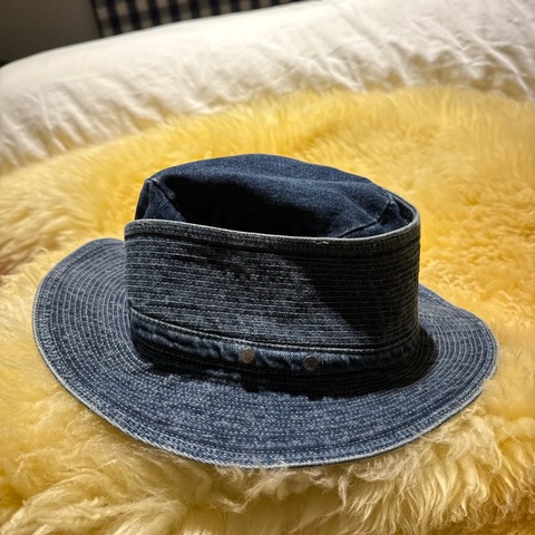 LV 牛仔帽