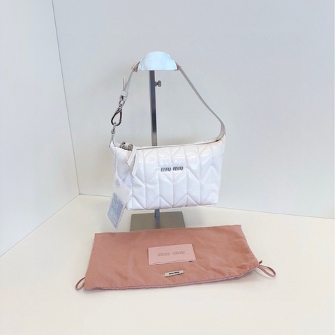 Miu Miu hobo 新款小飯盒包
