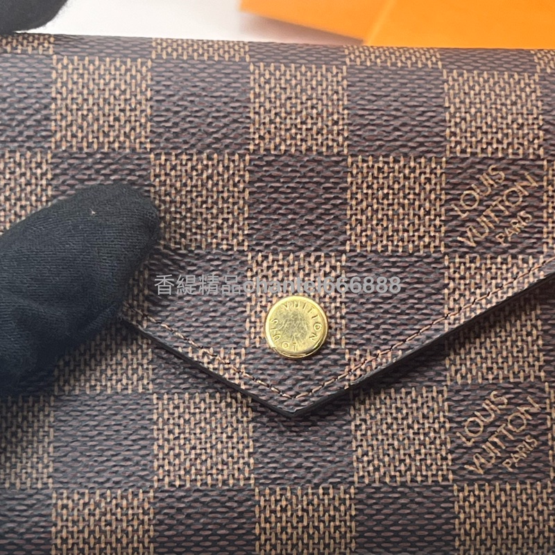 💗香緹國際精品💗  LV 棋盤格金扣短夾 粉內裡 💓-9