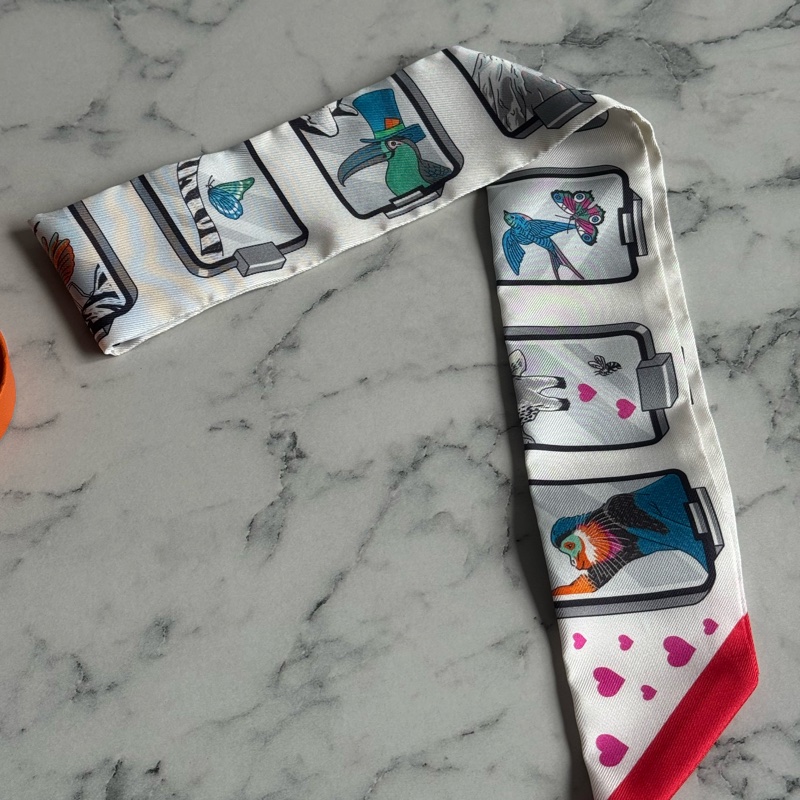 Hermes白底灰格內動物Twilly-1