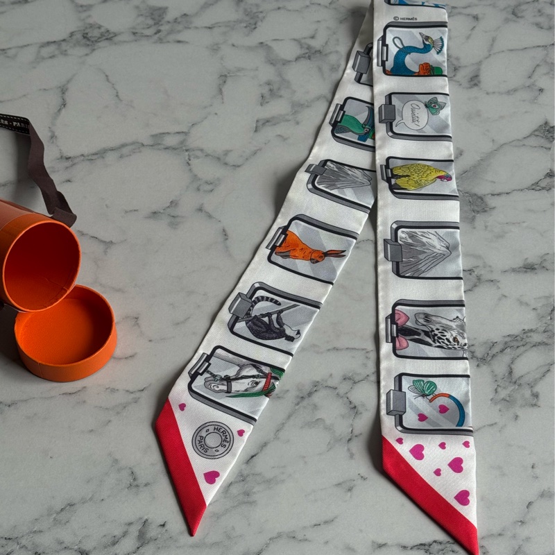 Hermes白底灰格內動物Twilly-3