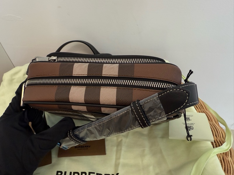 全新BURBERRY黑咖格紋帆布雙拉鏈相機包肩背包8049145-3