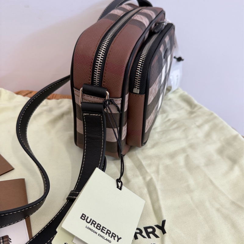 全新BURBERRY黑咖格紋帆布雙拉鏈相機包肩背包8049145-6