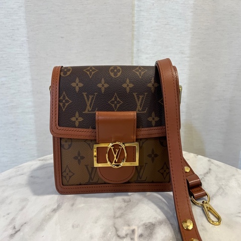 LV mini Dauphine肩斜背包