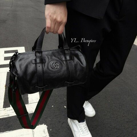 GUCCI黑牛皮黑釦小號手提肩背行李袋 725701