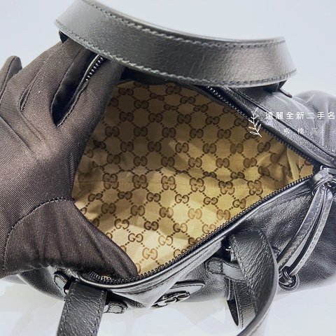 GUCCI黑牛皮黑釦小號手提肩背行李袋 725701-6