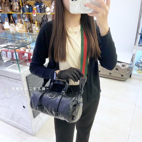 GUCCI黑牛皮黑釦小號手提肩背行李袋 725701-7