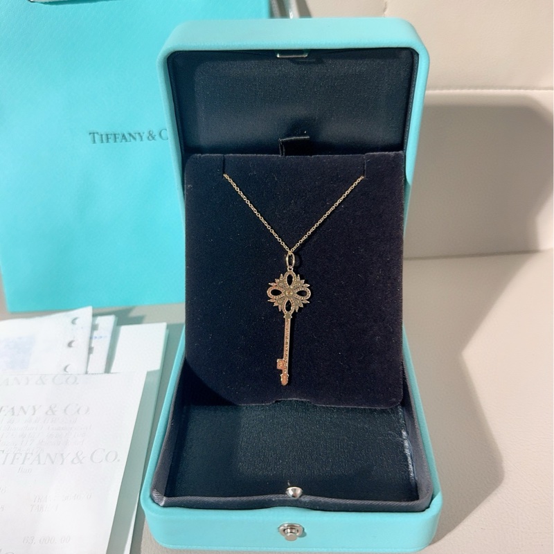 Tiffany蒂芙尼 keys系列 Victoria维多利亚 玫瑰金镶钻钥匙吊坠项链-2