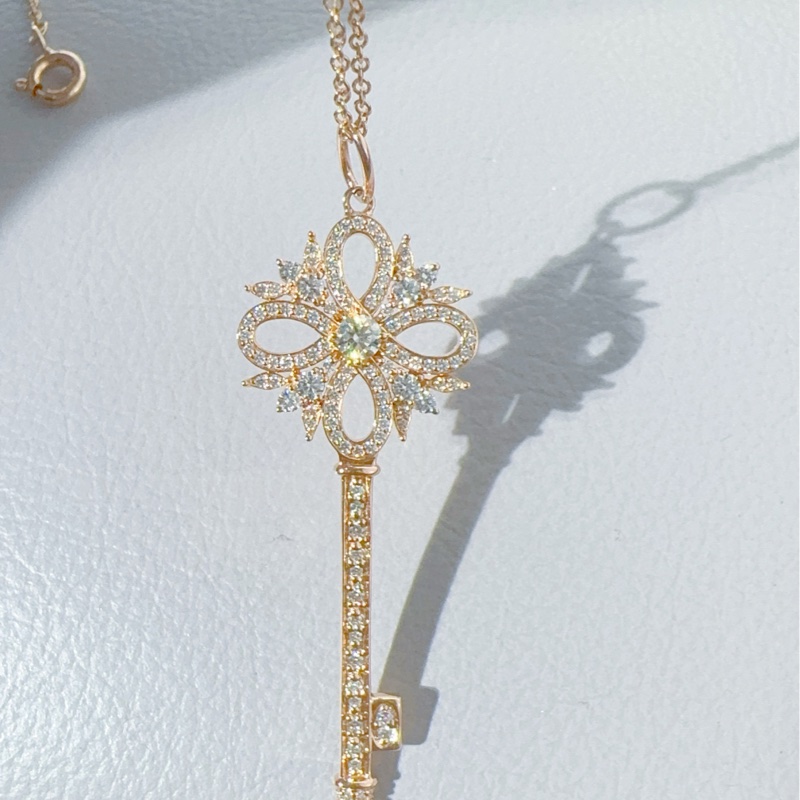 Tiffany蒂芙尼 keys系列 Victoria维多利亚 玫瑰金镶钻钥匙吊坠项链-5
