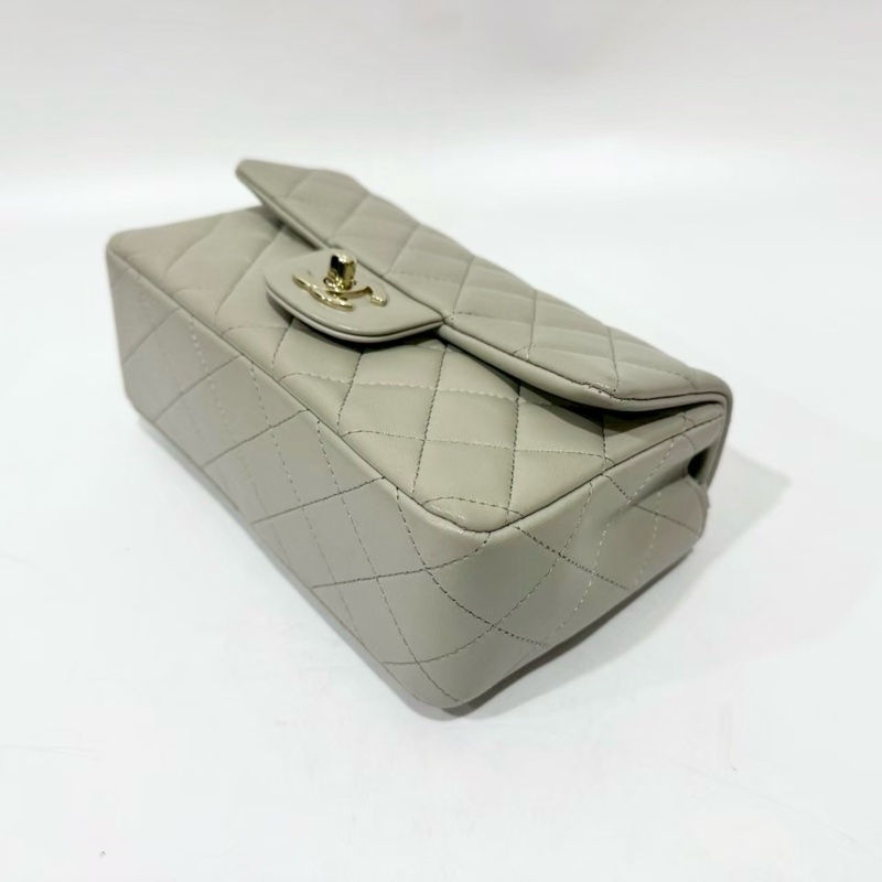 CHANEL灰色羊皮金釦CF20 A69900-5