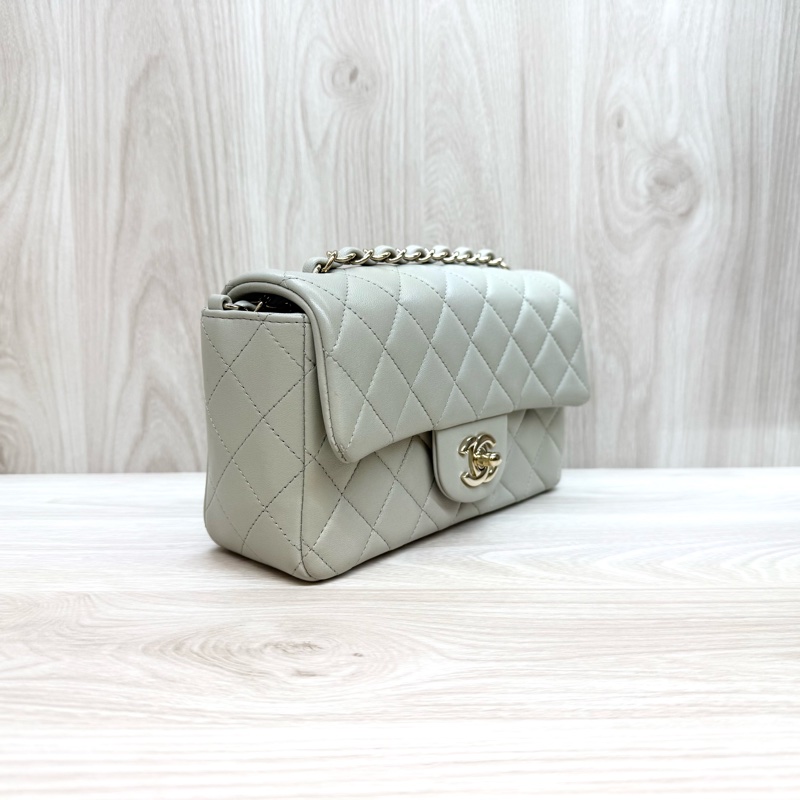CHANEL灰色羊皮金釦CF20 A69900-5