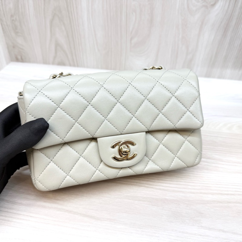 CHANEL灰色羊皮金釦CF20 A69900-13