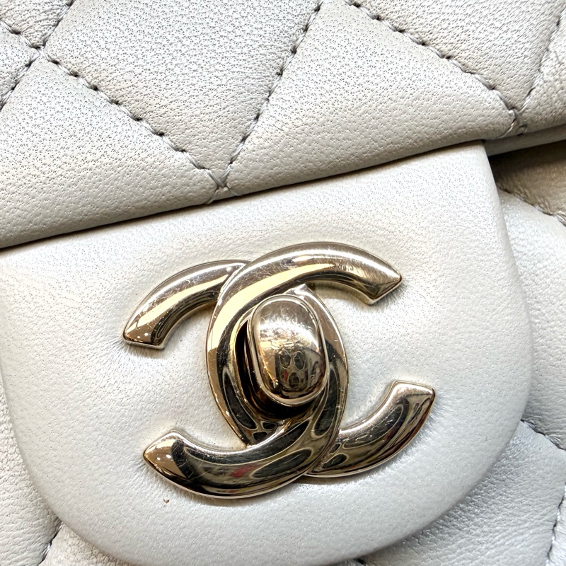 CHANEL灰色羊皮金釦CF20 A69900-17