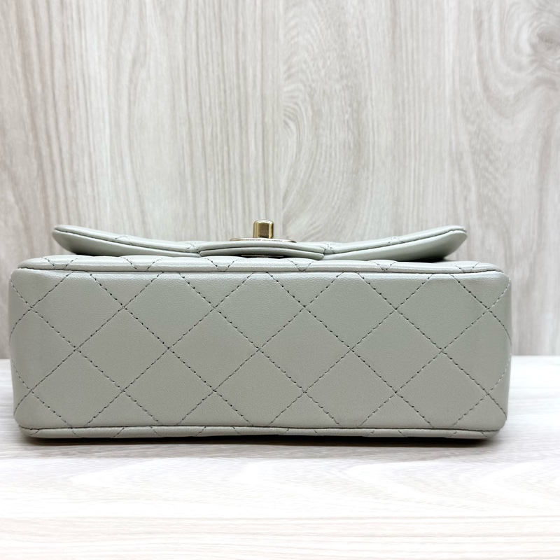 CHANEL灰色羊皮金釦CF20 A69900-20