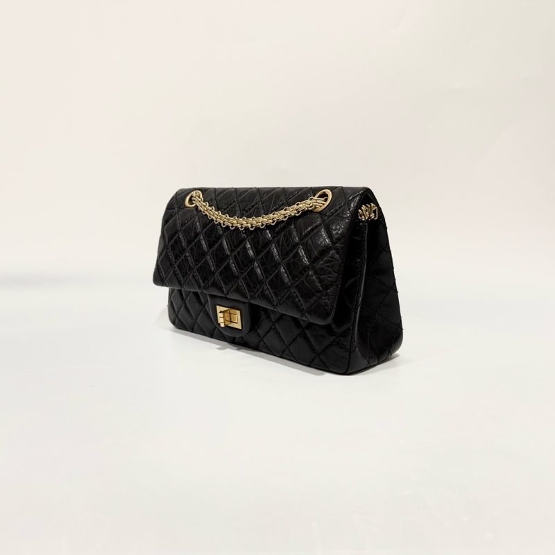 Chanel黑色復古金釦揉製牛皮2.55 24CM側背包A37586-2