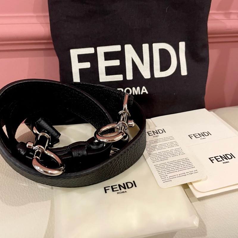 FENDI Peekaboo 黑色外縫線荔枝皮革公事包 手拿/肩背兩用包 Monster 怪獸-27